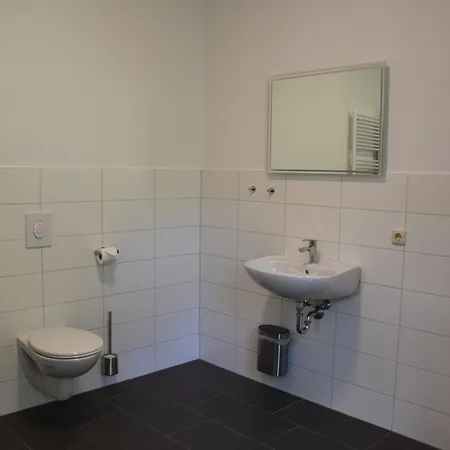 Alte Flugleitung Guest house 3*