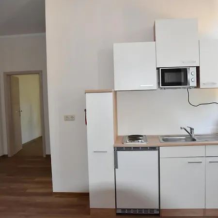 Alte Flugleitung Casa de hóspedes 3*