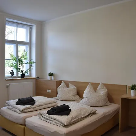 Alte Flugleitung Casa de hóspedes Stendal
