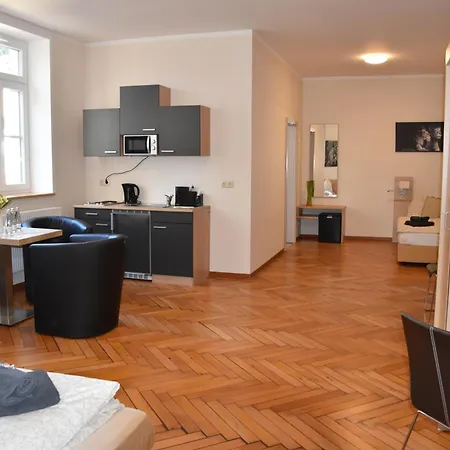 Casa de hóspedes Alte Flugleitung 3*